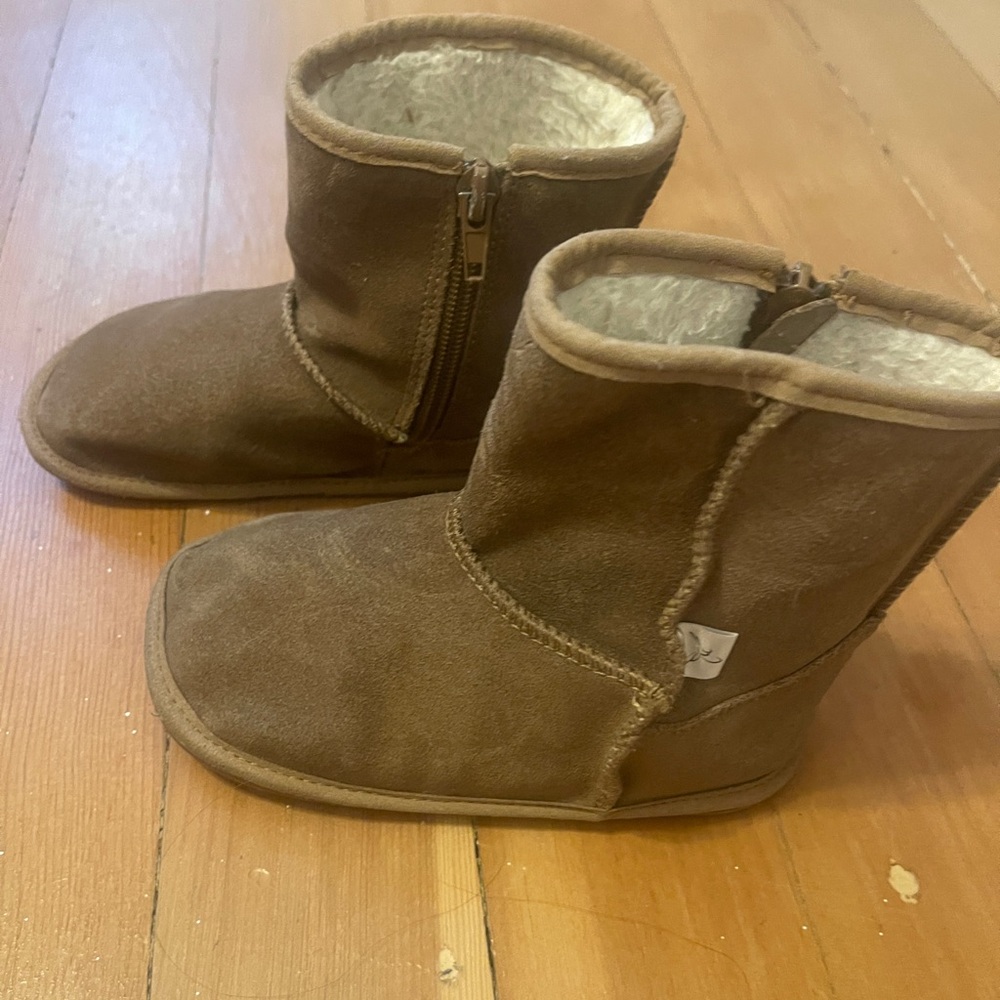 Little Love Bug fur boots